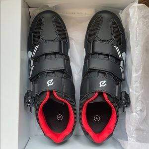 NWT Peloton spinning shoes. Size 41.